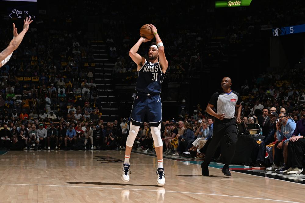 更像是一场 更像是一场